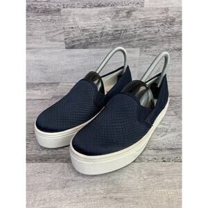 TopShop Womens Navy Slip-On Sneakers Size 6.5 Textured Pattern Casual Footwear
